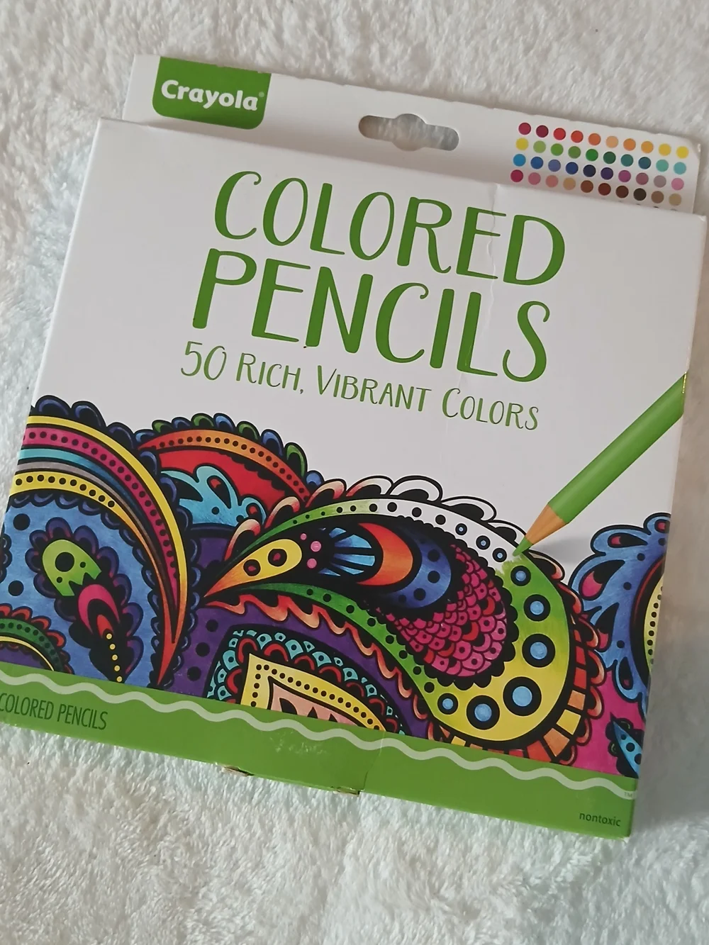 💚 Crayola RICH & VIBRANT Colored Pencils - 50 Pack